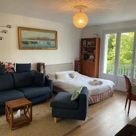 Проживание в семье L'arbre Aux Herons - Panoramique Wifi Нант